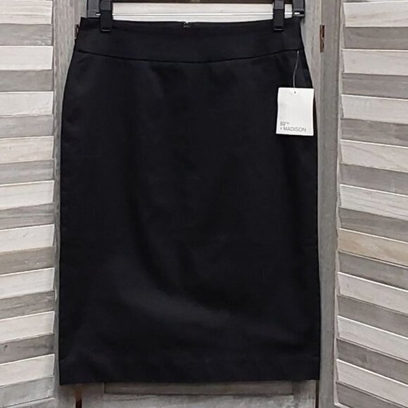 Pencil Skirt | 89th & Madison | 0 - Picture 6 of 14